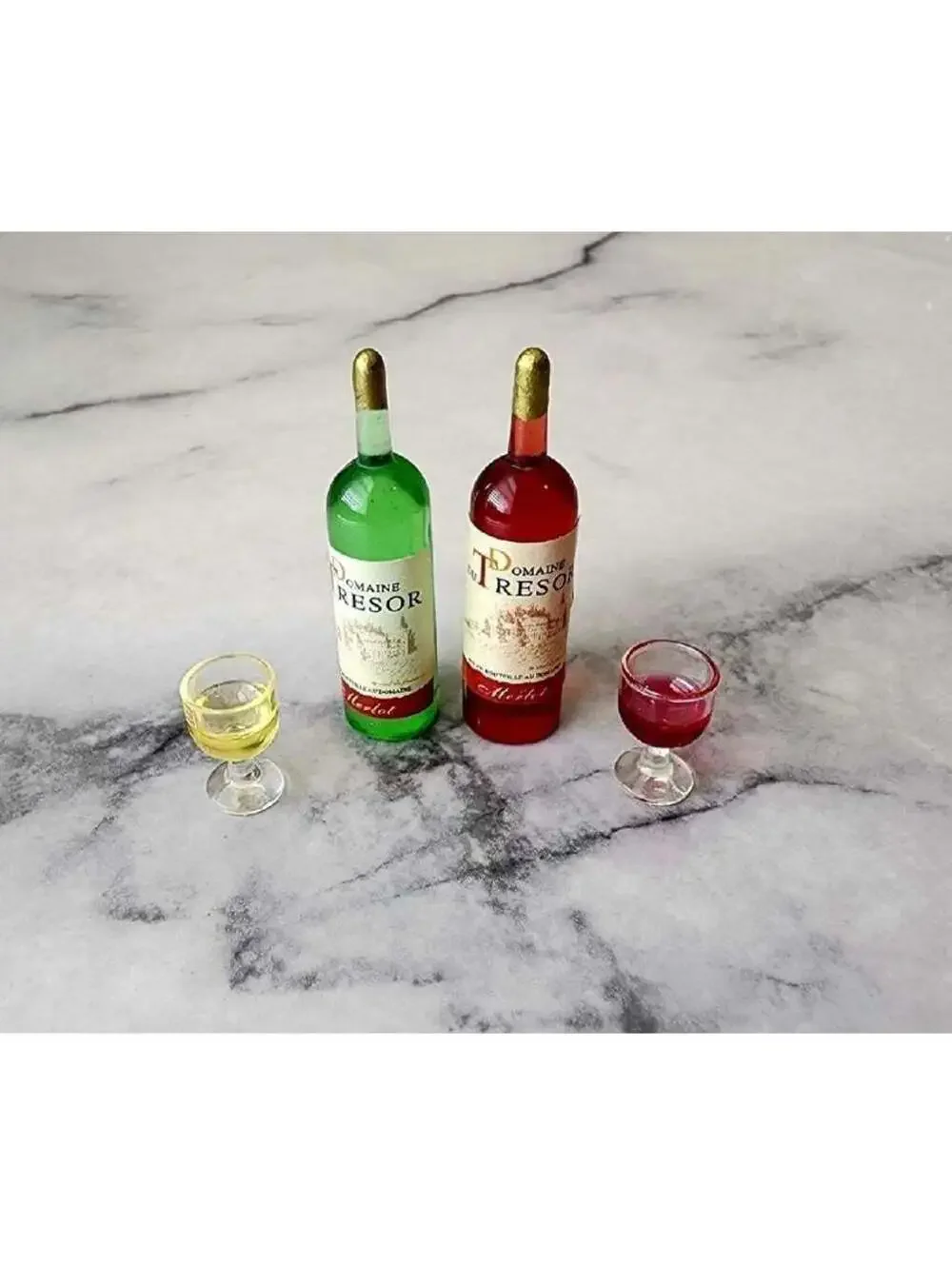 Miniature Dollhouse Wine Bottles and Glasses Set